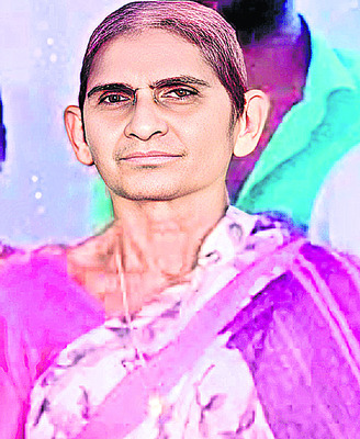 ఝాన్సీరెడ్డికి హైకోర్టు నోటీసులు1