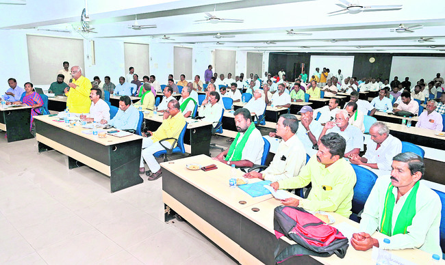 మామిడికి గిట్టుబాటు బాధ్యత ప్రభుత్వానిదే1