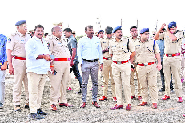 ప్రొటోకాల్ నిబంధనలు పాటించాలి 1