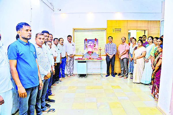 భాగ్యరెడ్డి వర్మ సేవలు మరువలేనివి..1