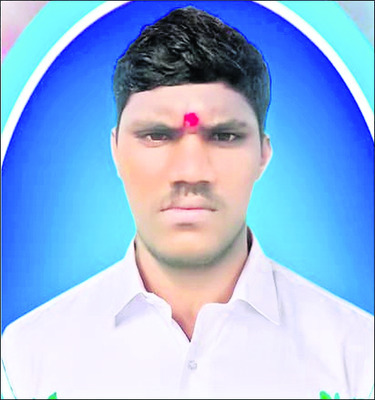 రైలు నుంచి జారిపడి యువకుడు మృతి 1