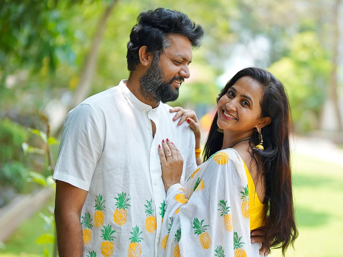 Anchor Lasya Shares Latest family Pictures on Social Media 8