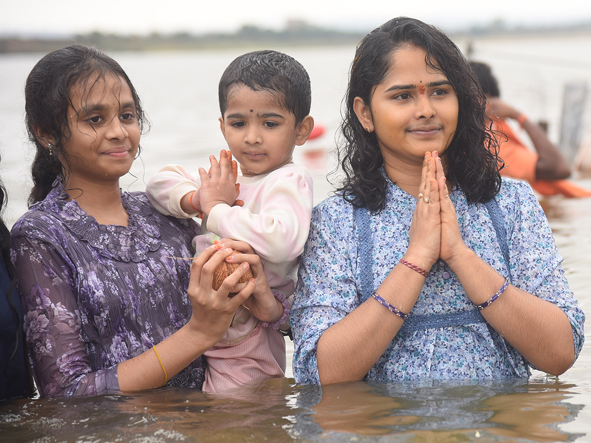 Saraswati Nadi Pushkaralu in Telangana Photos12