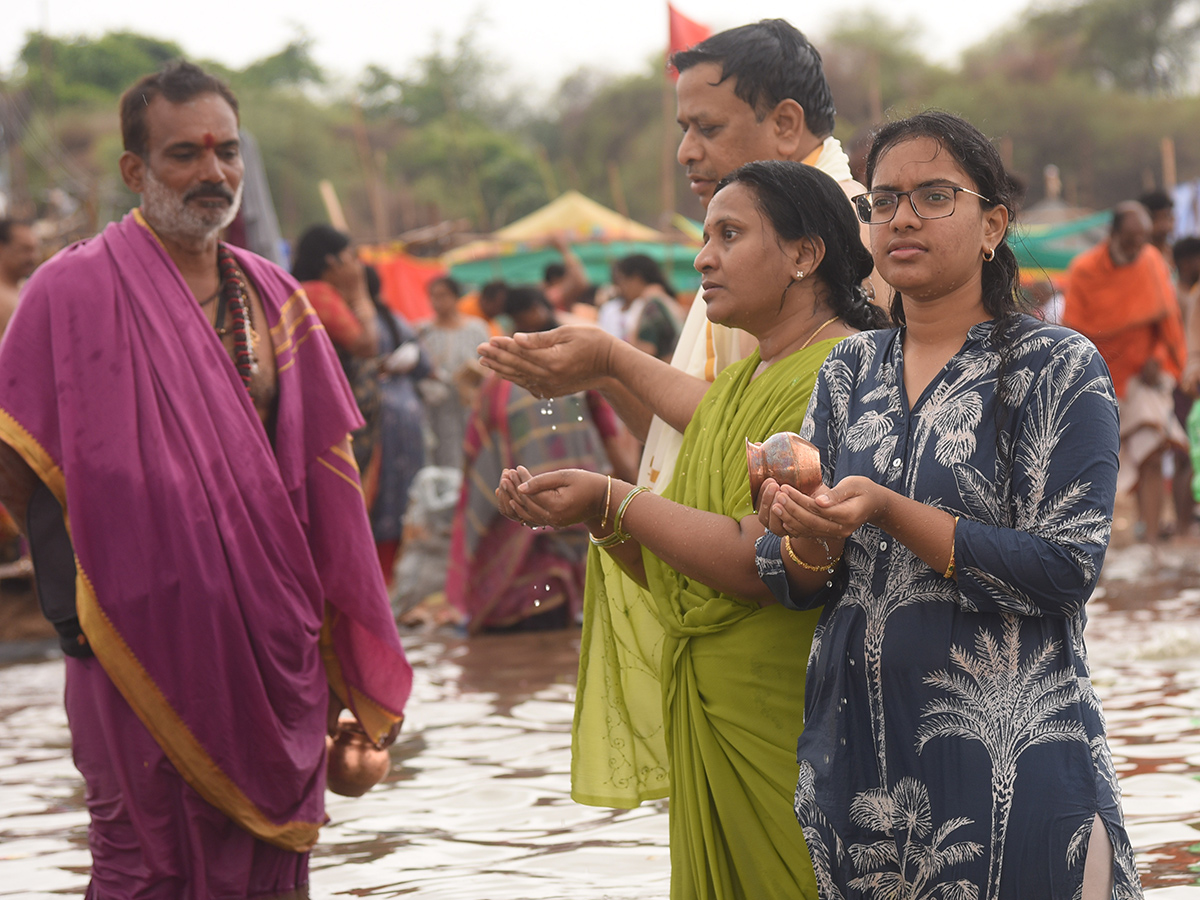 Saraswati Nadi Pushkaralu in Telangana Photos4