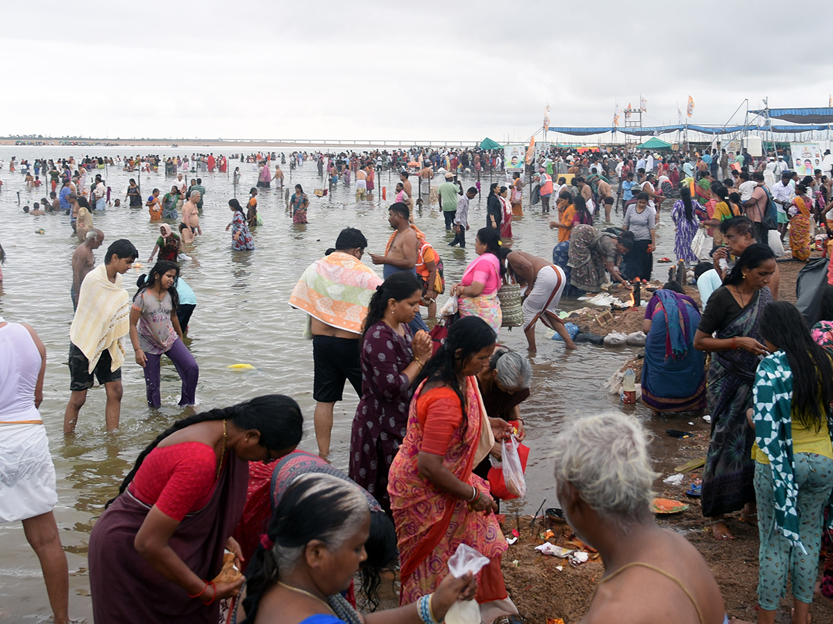 Saraswati Nadi Pushkaralu in Telangana Photos5
