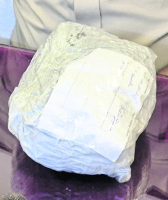 గుట్టుగా గంజాయి దందా 2