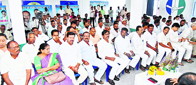 సైనికుల్లా పనిచేద్దాం..1