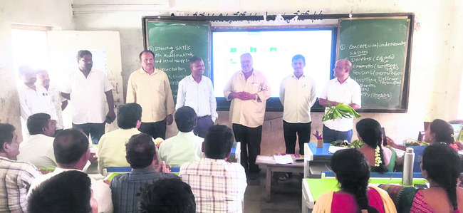 నకిలీ విత్తనాలు అమ్మితే పీడీ యాక్ట్ తప్పదు1