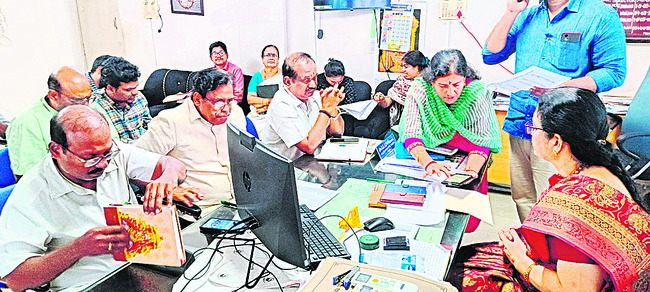 హాకింగ్‌ పాఠశాల యథావిధిగా కొనసాగుతుంది 4