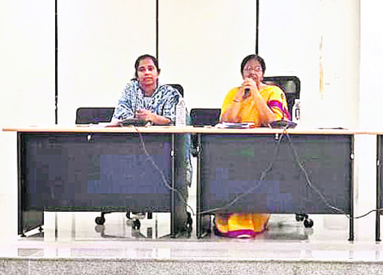 మెడికల్‌ కాలేజీకి భౌతికకాయం1