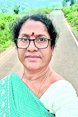 బదిలీలతో ఎంటీఎస్ టీచర్లు బలి 1