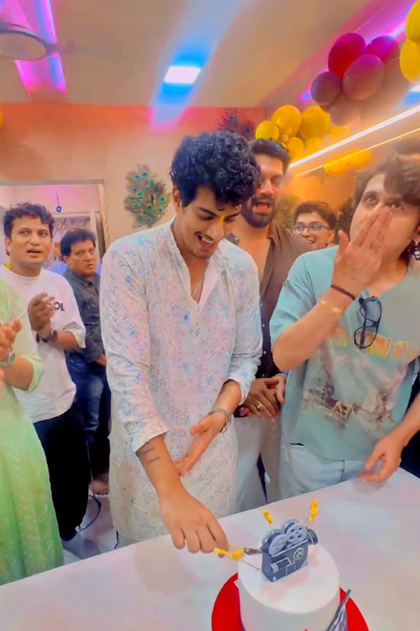 Smriti Mandhana's Boyfriend Palash Muchhal Birthday Celebration Photos3