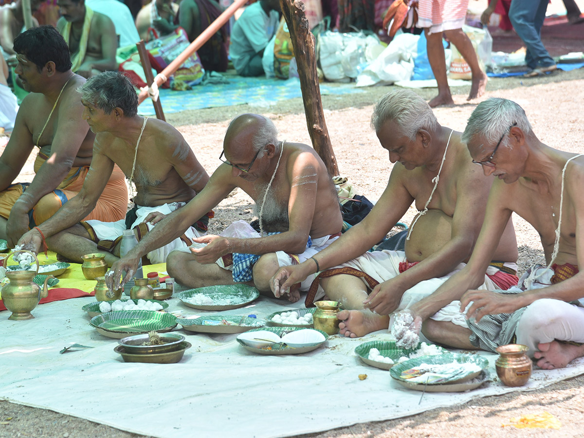 Telangana : Saraswati Pushkaralu 2025 Photos12