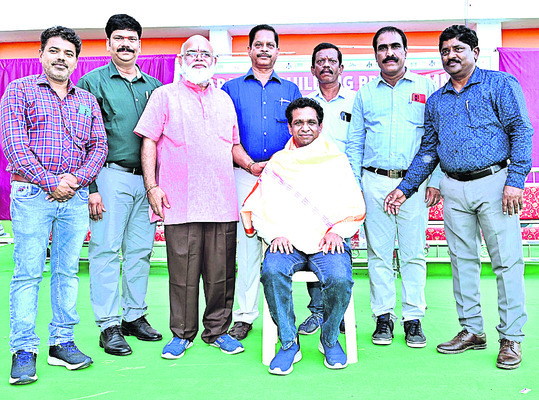 ఆయిల్‌ పాంతో   అధిక లాభాలు2