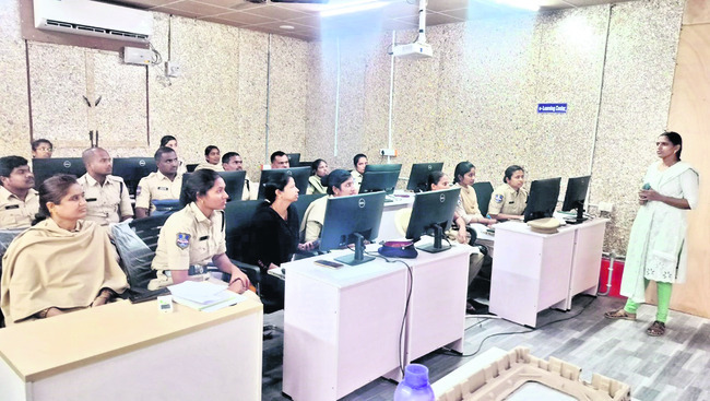 భూసేకరణ పనులువేగవంతం చేయాలి 
1