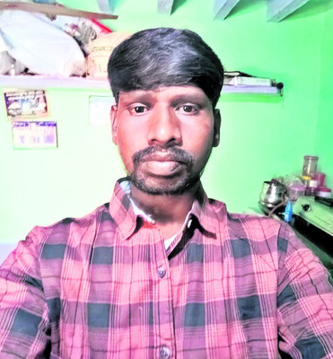 కార్మికుల   వినూత్న నిరసన 2