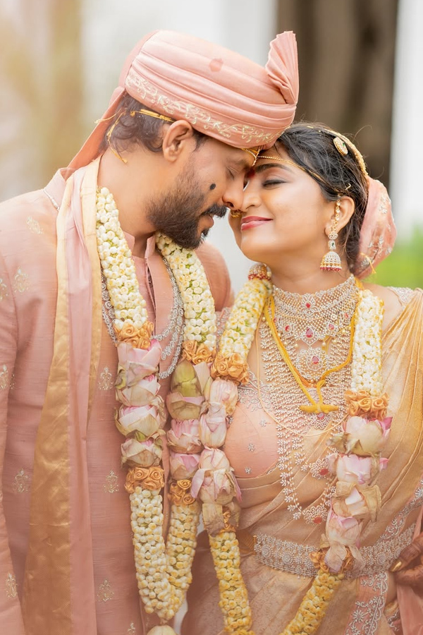 Anchor Dolly Shares Wedding Pictures on Social Media Photos6