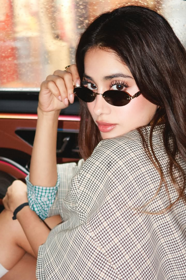 Janhvi Kapoor shares sweet moments from Cannes Film Festival 20252