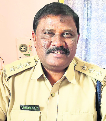 ఆదాయం ఉన్నా అద్దె భవనంలోనే..1