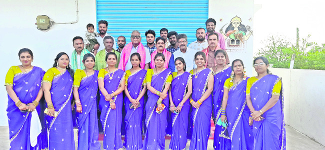 ఆత్మీయ పలకరింపులు.. మధుర స్మృతులు 4
