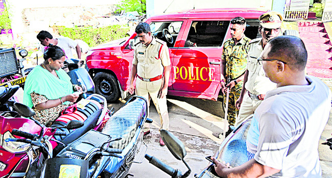 అనుమానాస్పద స్థితిలో వ్యక్తి మృతి  1