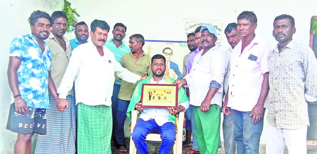 మాదిగ ఉద్యోగుల సమాఖ్య రాష్ట్ర ఉపాధ్యక్షుడిగా నాంపల్లి  3
