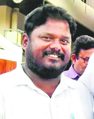 ఇంటి బాట నుంచి పోరుబాటకు..1