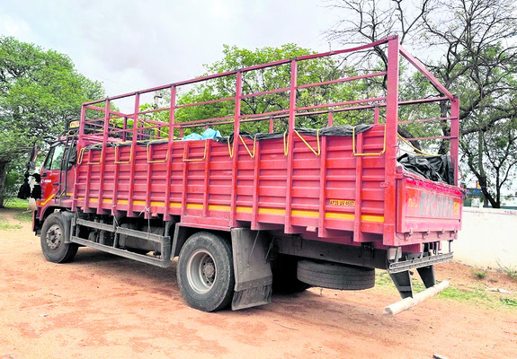 శ్రీమఠంలో భక్తుల రద్దీ 1