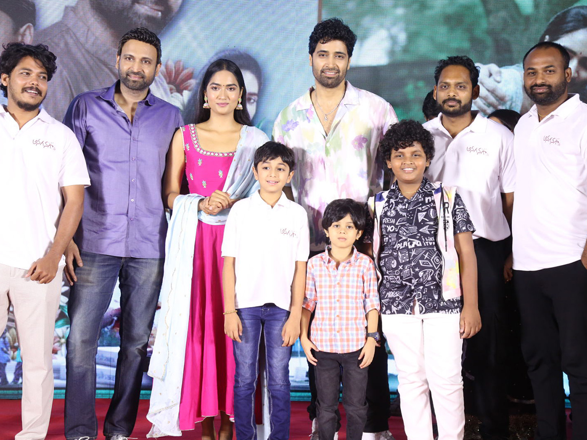 Anaganaga Movie Success Celebrations Photos4