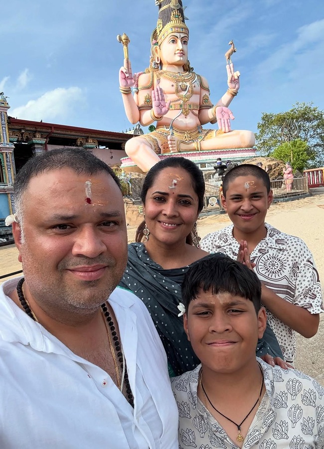 Anasuya Bharadwaj Family Trip To Sri Lanka12