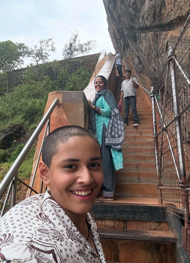 Anasuya Bharadwaj Family Trip To Sri Lanka8