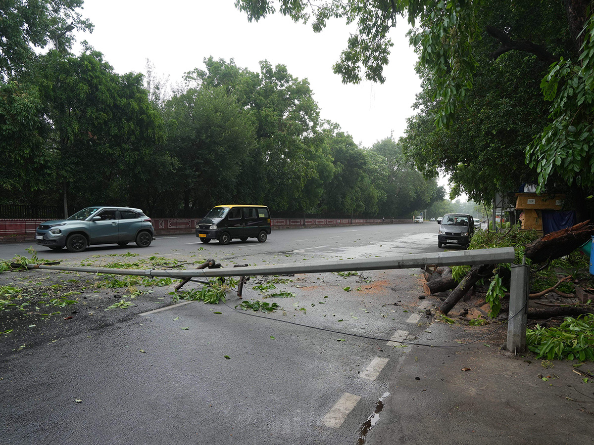 Heavy Rains in New Delhi Photos3