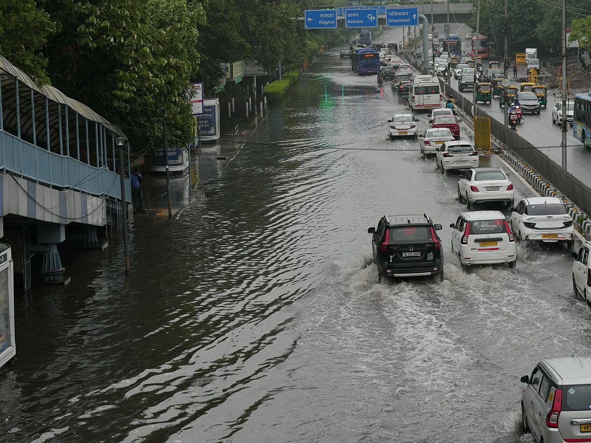 Heavy Rains in New Delhi Photos6