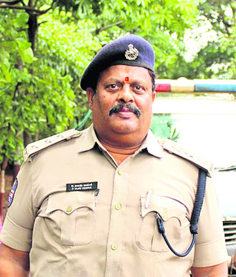 ● ఆదిలాబాద్‌ ఏసీబీ కార్యాలయ పరిస్థితి ● డీఎస్పీ, ఇన్‌స్1