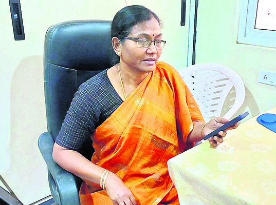 పిచ్చికుక్క స్వైర విహారం3