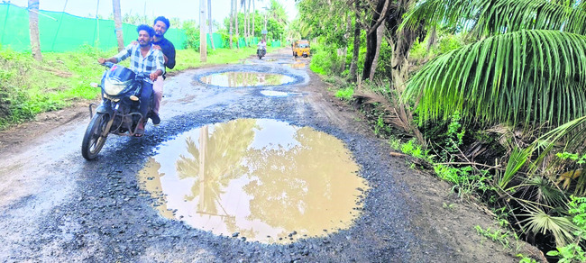 ఏడాదైనా రోడ్డెక్కని ప్రగతి 2