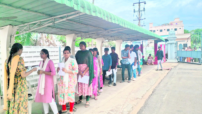 ప్రశాంతంగా ఈఏపీ సెట్‌ 1