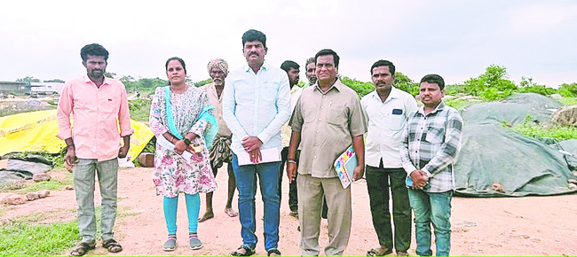 సీపీని కలిసిన గజ్వేల్ ఏసీపీ 2