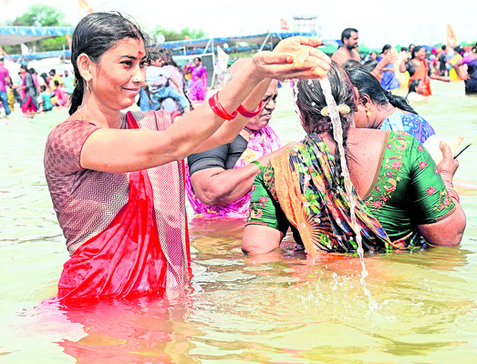 పుష్కరం.. పరిసమాప్తం 5