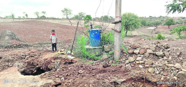 ప్రమాదకరంగా ట్రాన్స్‌ఫార్మర్‌ 1