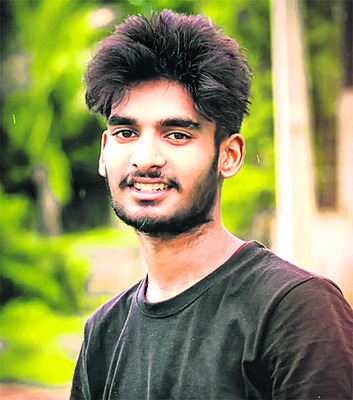 మరణంలోనూ వీడని స్నేహబంధం 1