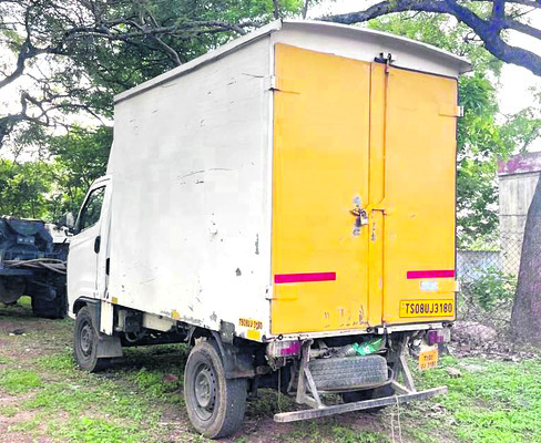 ప్రమాదకరంగా ట్రాన్స్‌ఫార్మర్‌ 2