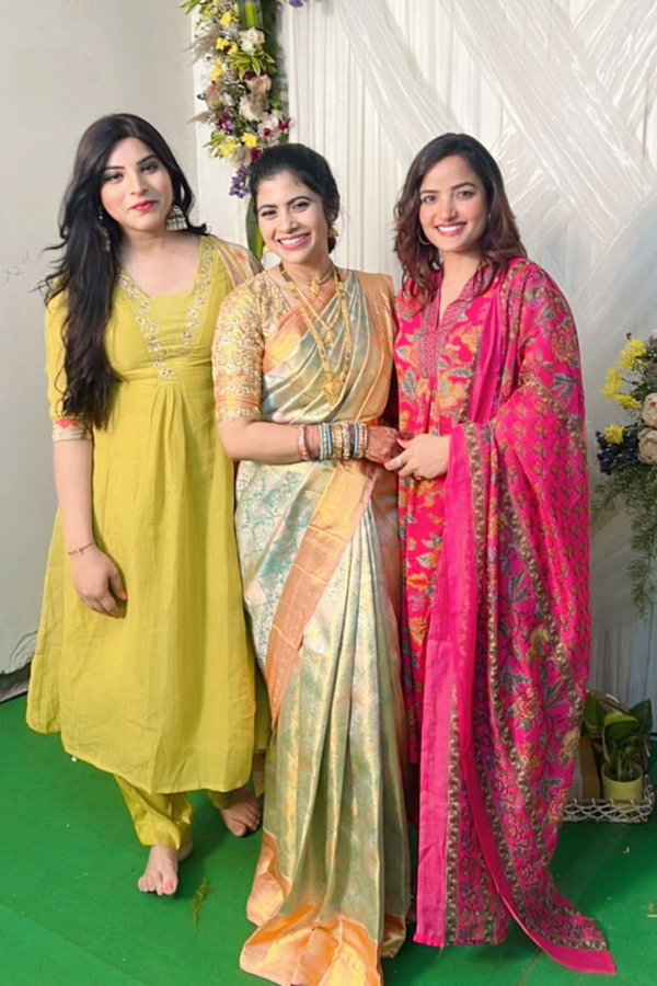 RJ Kajal House Warming Ceremony Photos9