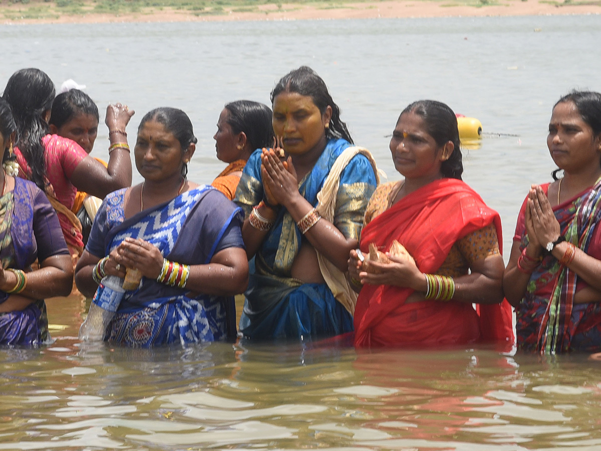 Devotees throng the final day of the Saraswati River Pushkaram Photos23