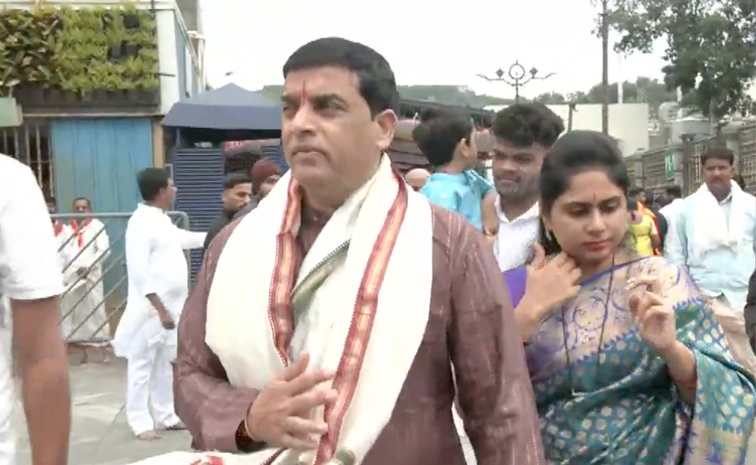 Producer Dil Raju With His Wife Tejaswini Visits Tirumala Temple Photos10