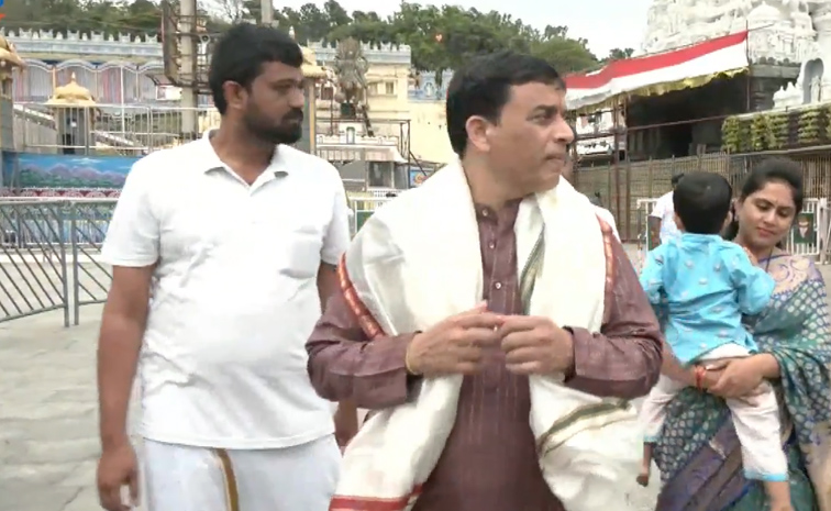 Producer Dil Raju With His Wife Tejaswini Visits Tirumala Temple Photos3