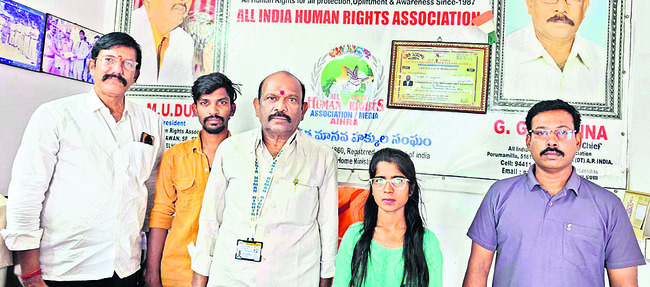 ఆగిన వీరభద్రస్వామి ఆలయ అభివృద్ధి పనులు 1