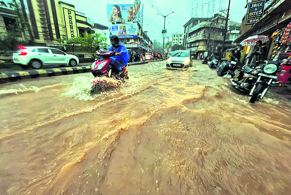 కరావళి, మలెనాడులో కుంభవృష్టి 3