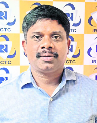 పుణ్యక్షేత్రాలకు ప్రత్యేక రైలు  1