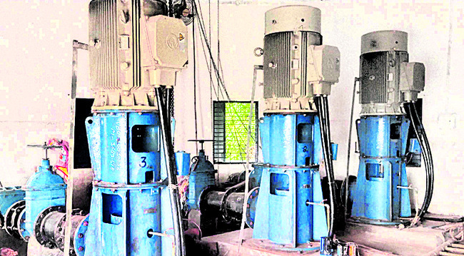 ఎత్తిపోతలు.. ఎదురుచూపులు 1